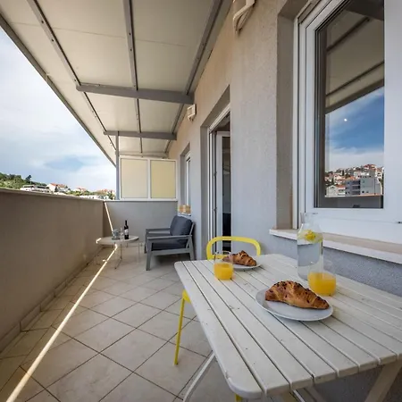 Lapad Apartamento *